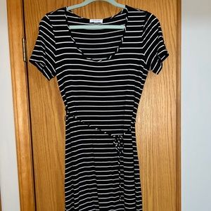 Women's, 6, Calvin Klein, Striped Black/White Dress, Tie string around waist.